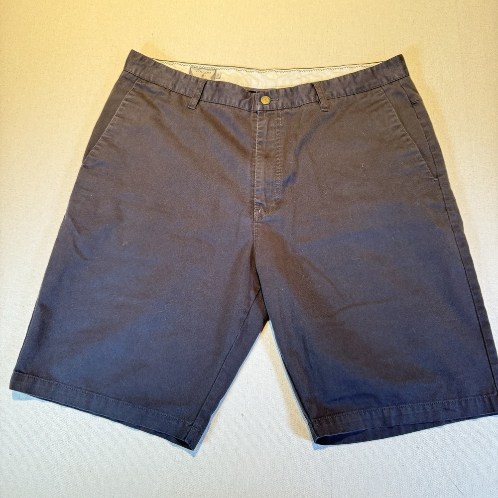 Volcom Shorts Mens 38 Black Corpo Class Stone Chino Flat Front Skate Cotton